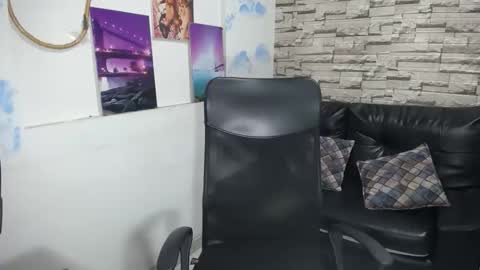 estefani robles online show from January 11, 12:17 am