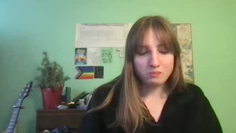 Snapshot of esthergreyplus chatting on February 2, 9:02 pm Esther Grey online show from February 2, 9:02 pm