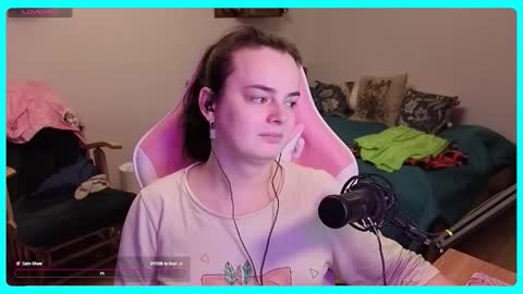 Gamer Katt online show from December 19, 11:59 am