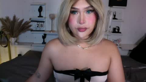Queen Eva Mazikeen online show from June 29, 10:09 pm