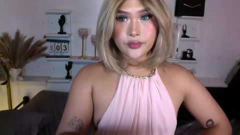 Queen Eva Mazikeen online show from July 3, 8:58 pm