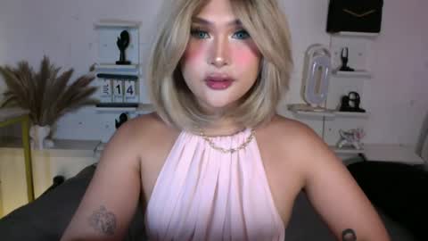 Queen Eva Mazikeen online show from July 14, 9:09 pm