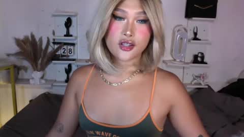 Queen Eva Mazikeen online show from July 28, 9:58 pm