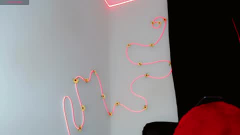 everlin_01 online show from June 5, 7:20 pm
