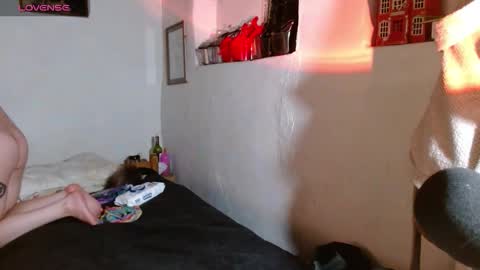 Snapshot of exolizzz66 chatting on October 23, 6:56 pm Exolizz online show from October 23, 6:56 pm
