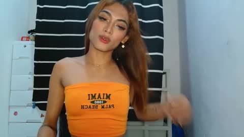 Snapshot of exotichardcore chatting on October 24, 3:06 pm jenny  Laiza online show from October 24, 3:06 pm