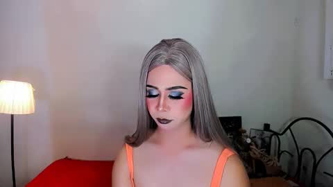 expensive_elise online show from March 25, 6:01 pm