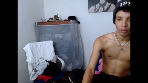 femboy_tran online show from January 12, 4:58 pm