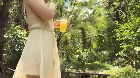 Snapshot of fernydew chatting on October 30, 2:21 am Fern next stream 430pm Monday PST online show from October 30, 2:21 am