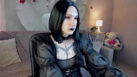 Honey Ill be waiting for you  Mon Fri Sat Sun 10am-5pm and Wed 3am-10amGMT online show from March 4, 3:02 am