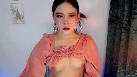 Jasmine online show from March 2, 7:43 pm