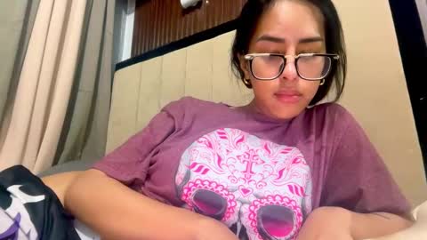 Snapshot of forbidden_candice chatting on October 16, 5:30 am forbidden_candice online show from October 16, 5:30 am