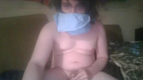 Snapshot of foxycutiez chatting on October 5, 8:37 am foxycutiez online show from October 5, 8:37 am