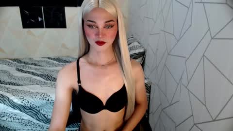 MISS IVANA online show from January 12, 1:56 am