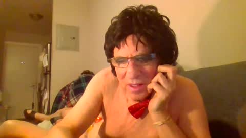 Snapshot of fuseanude chatting on January 10, 2:46 am fuseanude online show from January 10, 2:46 am