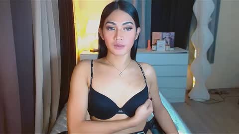 gabriela_deluxe online show from February 2, 3:33 pm