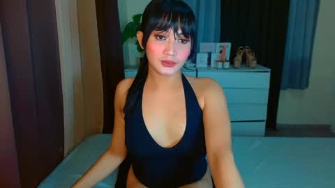 gabriela_deluxe online show from April 10, 10:32 am