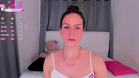 Vnecis Marn online show from March 4, 8:13 pm