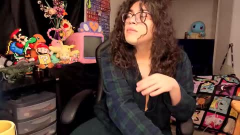 glaceon9 online show from October 31, 11:09 am