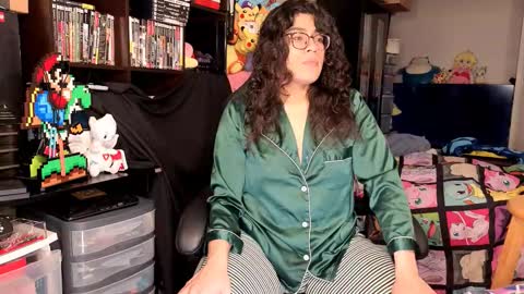 glaceon9 online show from March 27, 10:49 am