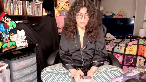 glaceon9 online show from April 2, 2:42 am