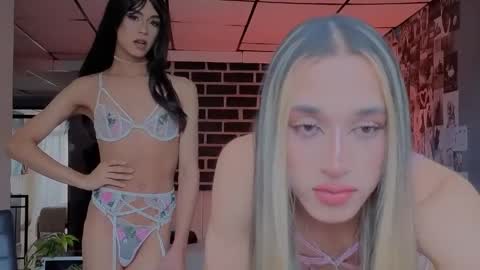 goddivaa online show from April 6, 9:37 pm