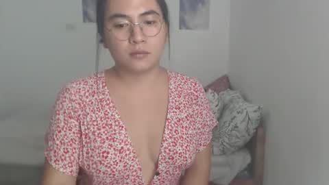 bella online show from November 12, 12:26 pm