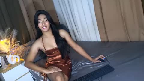 gorgeous_niicole online show from July 13, 7:05 pm