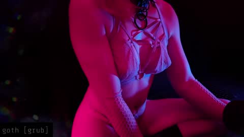 grub online show from April 21, 7:48 am