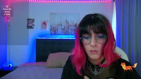 goth_minerva online show from February 5, 2:55 pm