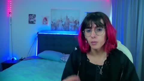 goth_minerva online show from February 23, 1:47 pm