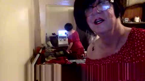 gurlydiesel online show from February 10, 7:15 am