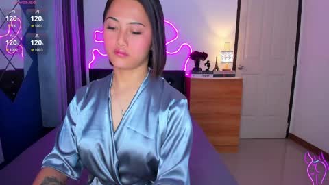 eurasian girl andrea  online show from April 8, 11:50 pm