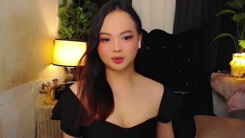Snapshot of hailywilson chatting on October 24, 3:11 am haily online show from October 24, 3:11 am