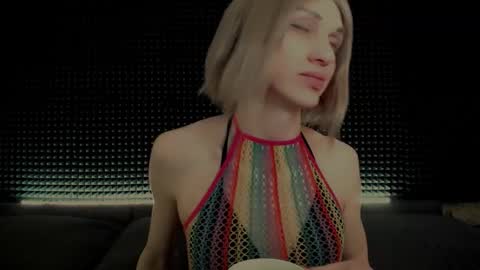 Miss Hardy online show from January 15, 3:05 am