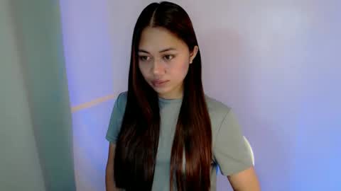 Yoshin online show from November 23, 8:00 pm