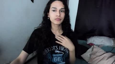 helena_spellman online show from November 9, 8:26 am