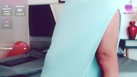 Hilary Avilan online show from February 18, 8:37 pm