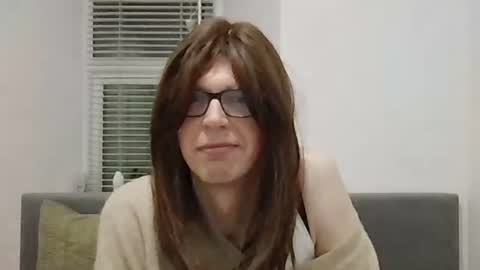 HiRiley online show from December 3, 9:52 pm