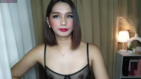 Hoelymorri online show from March 22, 3:05 pm