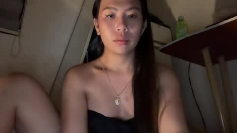 holly_wyn online show from July 20, 1:57 pm