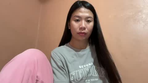 holly_wyn online show from July 29, 12:09 am