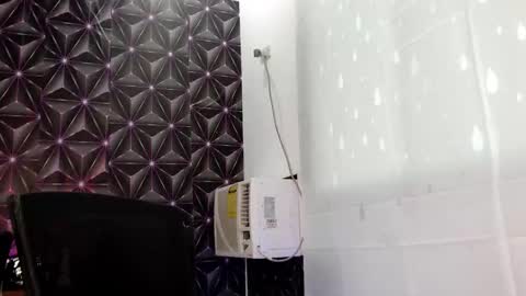 hot_chelly online show from October 10, 1:17 am