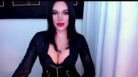 STELLA online show from May 31, 6:20 pm