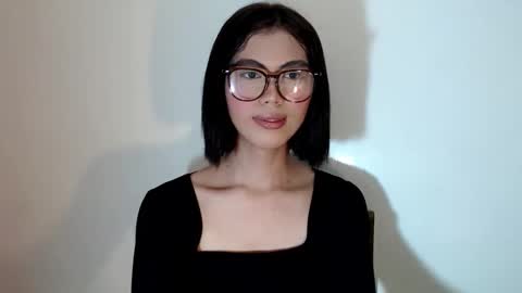 hottestdella69 online show from October 13, 11:22 am