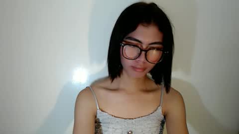 hottestdella69 online show from October 14, 11:33 am