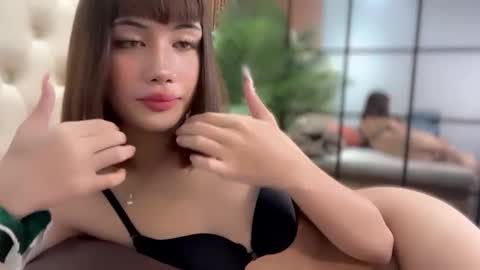 hottie_carlinexx online show from December 14, 10:32 am