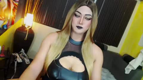 MsLovely online show from June 27, 7:46 am