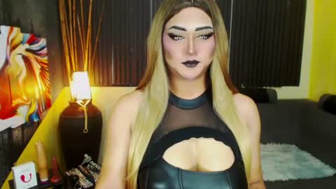 MsLovely online show from July 1, 5:52 am