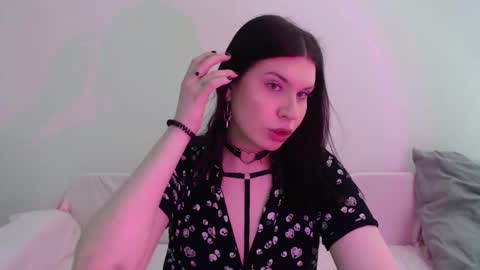 Vella online show from September 25, 9:16 am